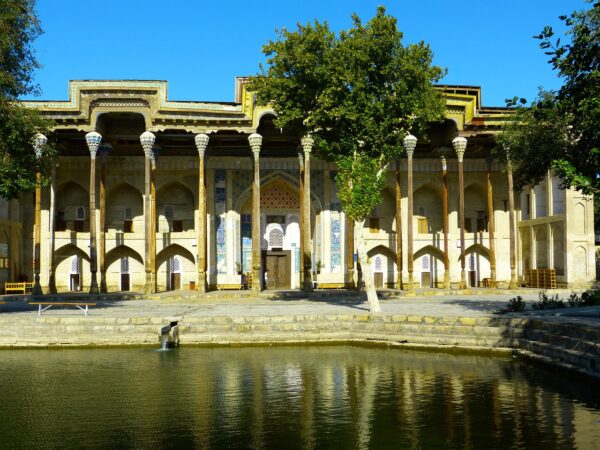 bolo hauz, mosque, columns-198840.jpg