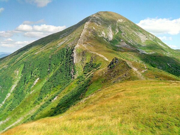 carpathians, ukraine, goverla-496342.jpg