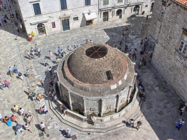 croatia, dubrovnik, fountain-238006.jpg