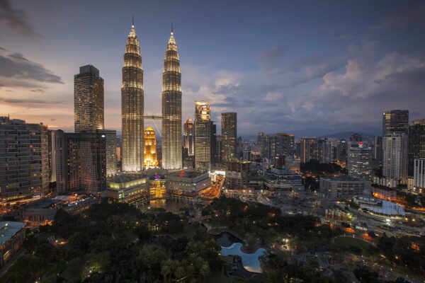 kuala lumpur, twin tower, city-1283140.jpg