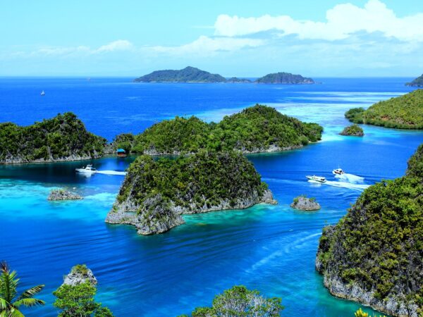 piaynemo, raja ampat, indonesia-2614341.jpg