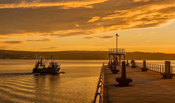 pier, boat, sea-2444029.jpg