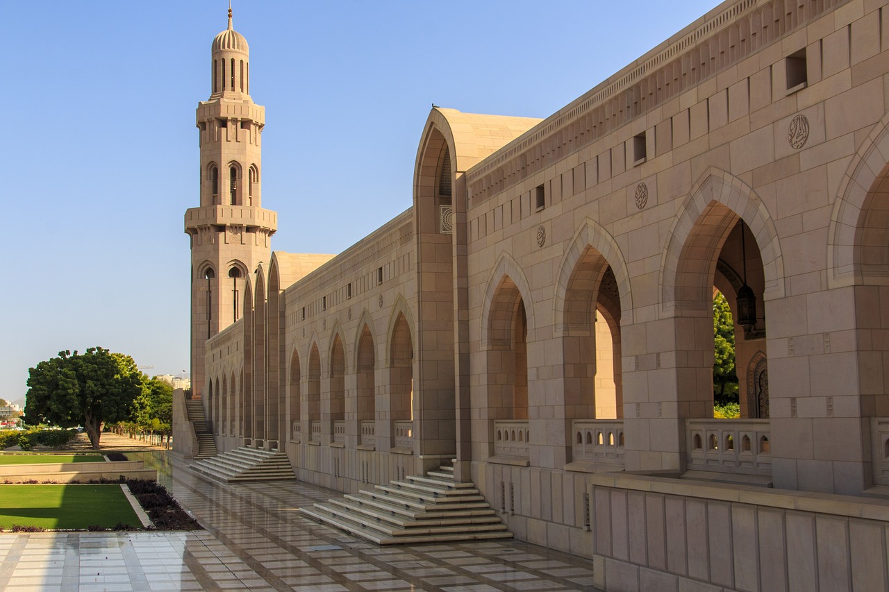sultan qaboos grand mosque, oman, qaboos-2606150.jpg