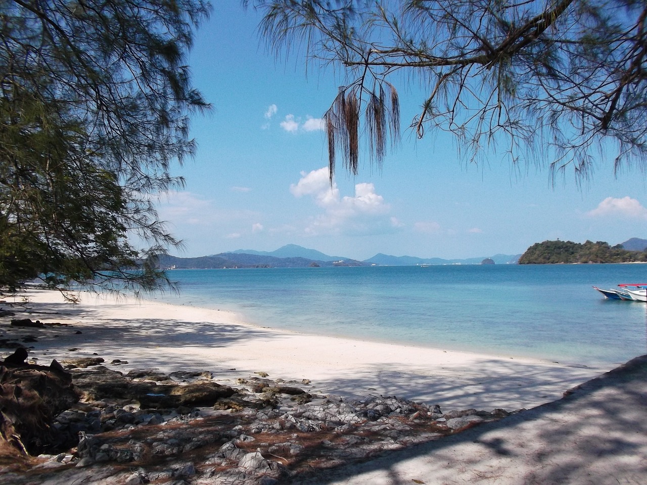 beach, langkawi, malaysia-1650889.jpg