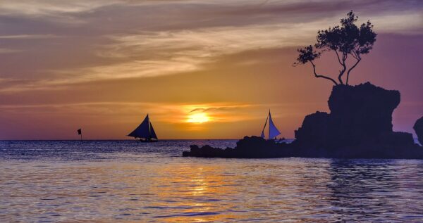 boracay, beach, philippines-3066488.jpg