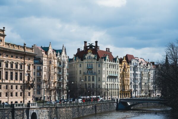 buildings, river, bridge-7863073.jpg