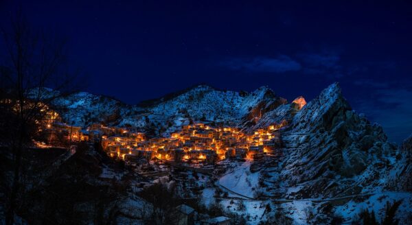 castelmezzano, town, illuminated-1979546.jpg