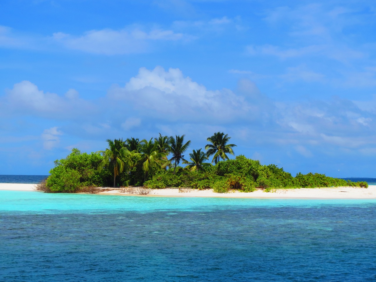 island, beach, dream beach-367017.jpg