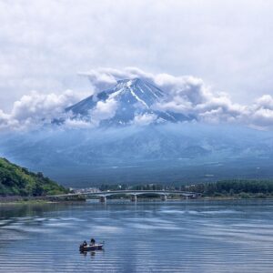 japan, mountain, lake-4287832.jpg