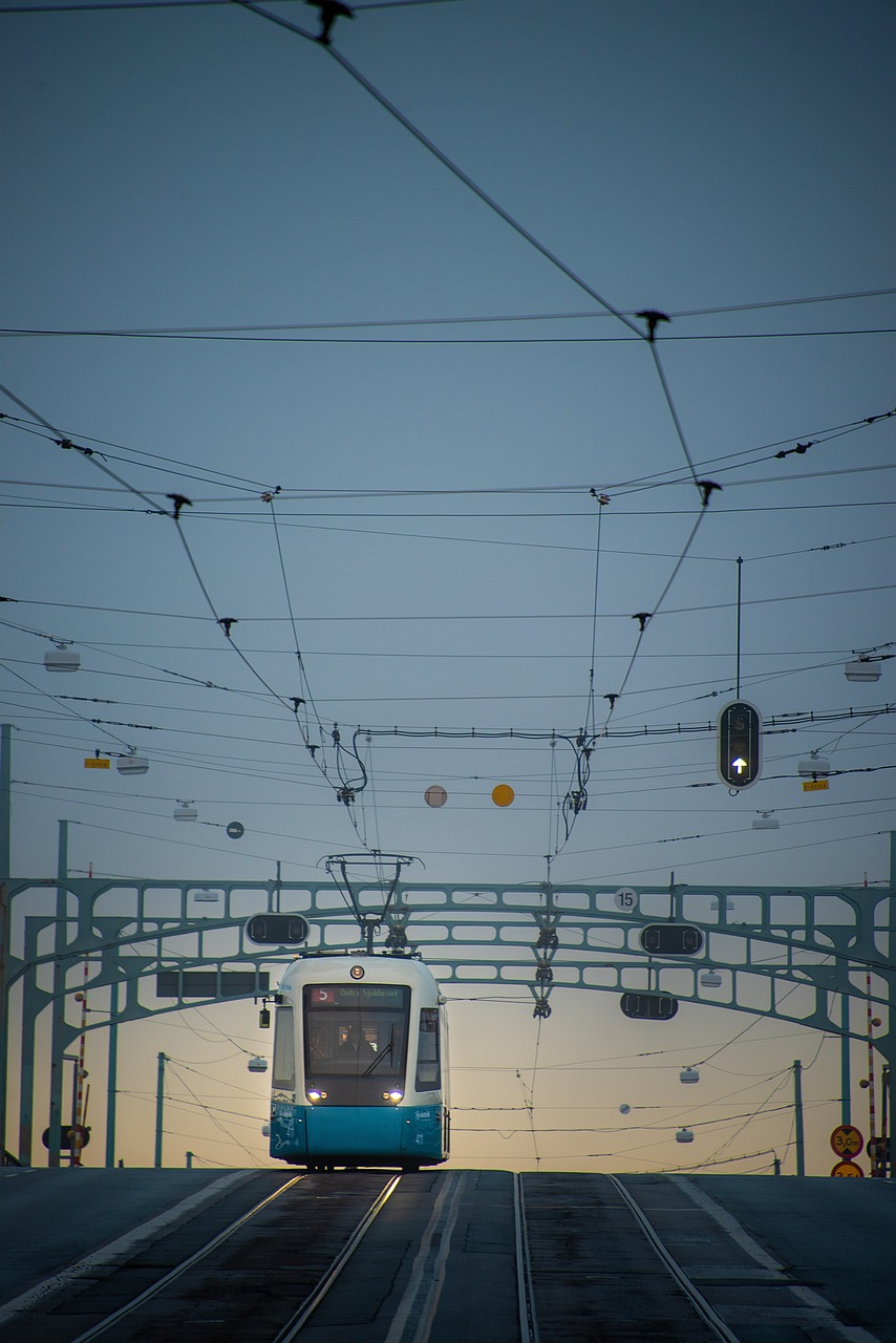 tram, gothenburg, sunset-7395161.jpg