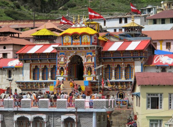 vishnu temple, badrinath, himalaya-2779856.jpg