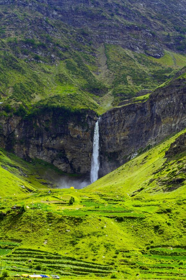 waterfall, nature, travel-6723370.jpg