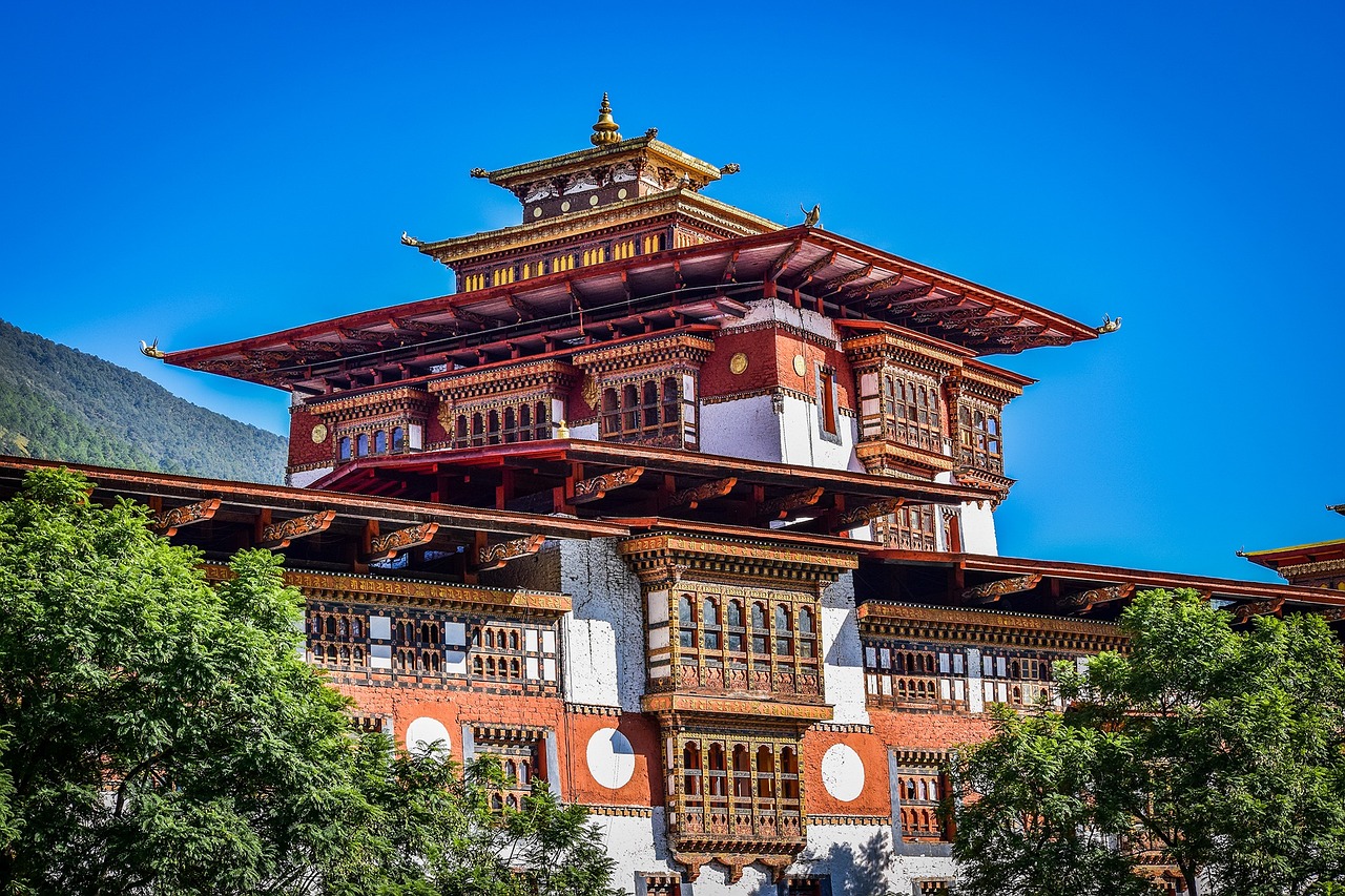 palace, bhutan, architecture-2725141.jpg